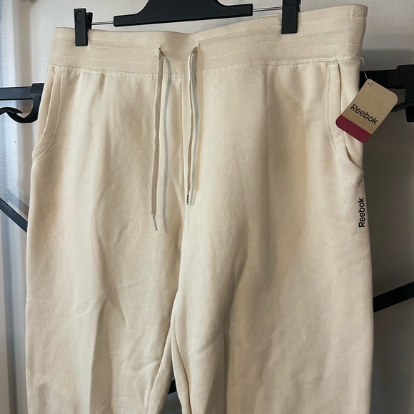 nwt reebok sweatpants - Picture 2 of 5